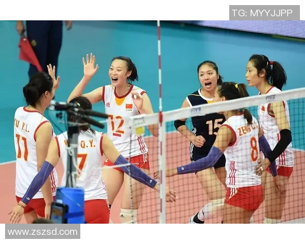 保加利亚女排与阿塞拜疆女排激战正酣争夺排球赛场荣耀与胜利